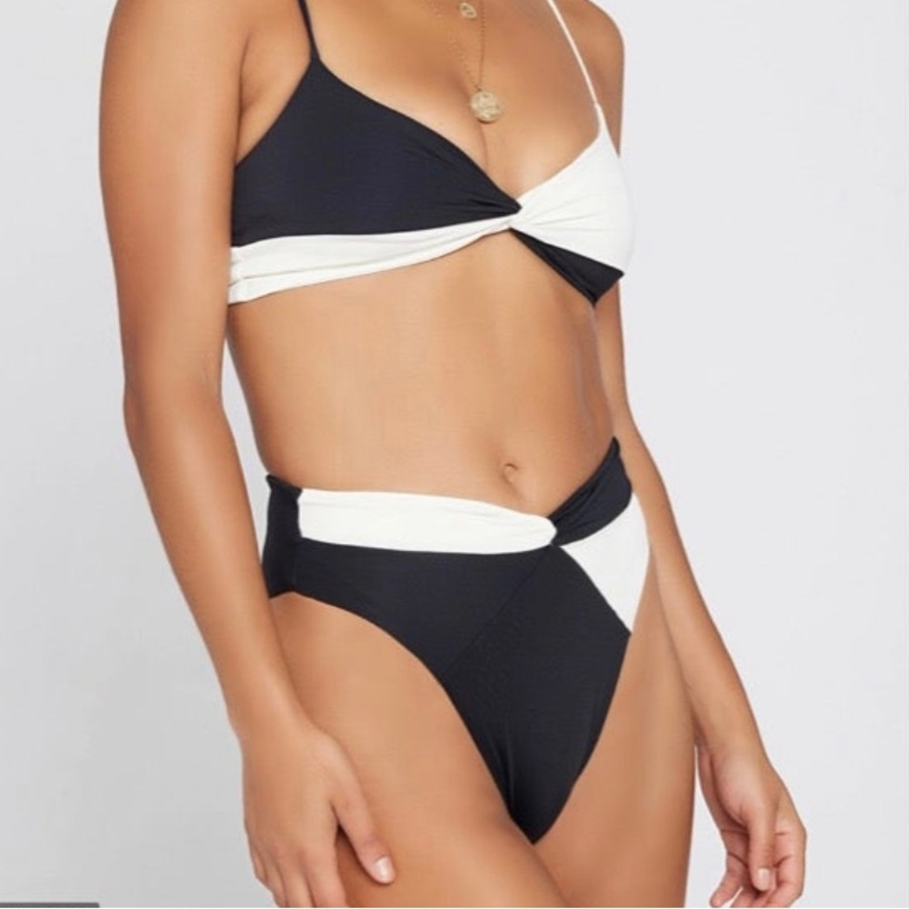 L* Space Nancy Bikini Bottoms- Size Small NWT